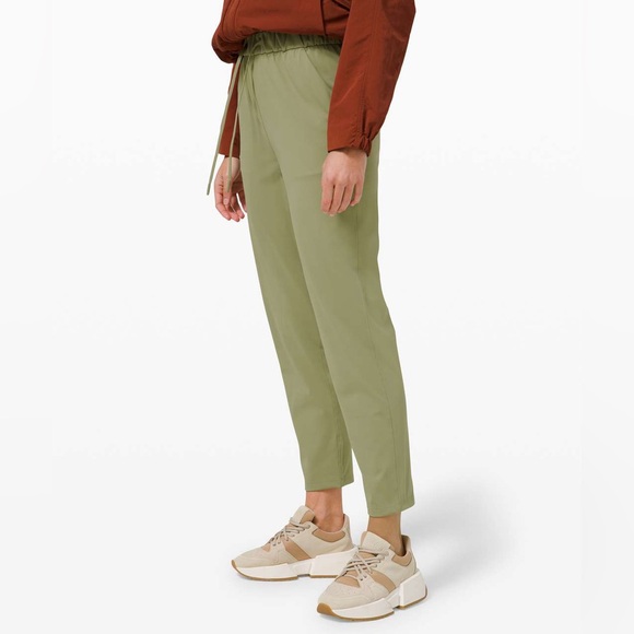 Lululemon Keep Moving Pant 7/8 High-Rise Rosemary Green Drawstring Luxtreme 8 - Picture 1 of 7